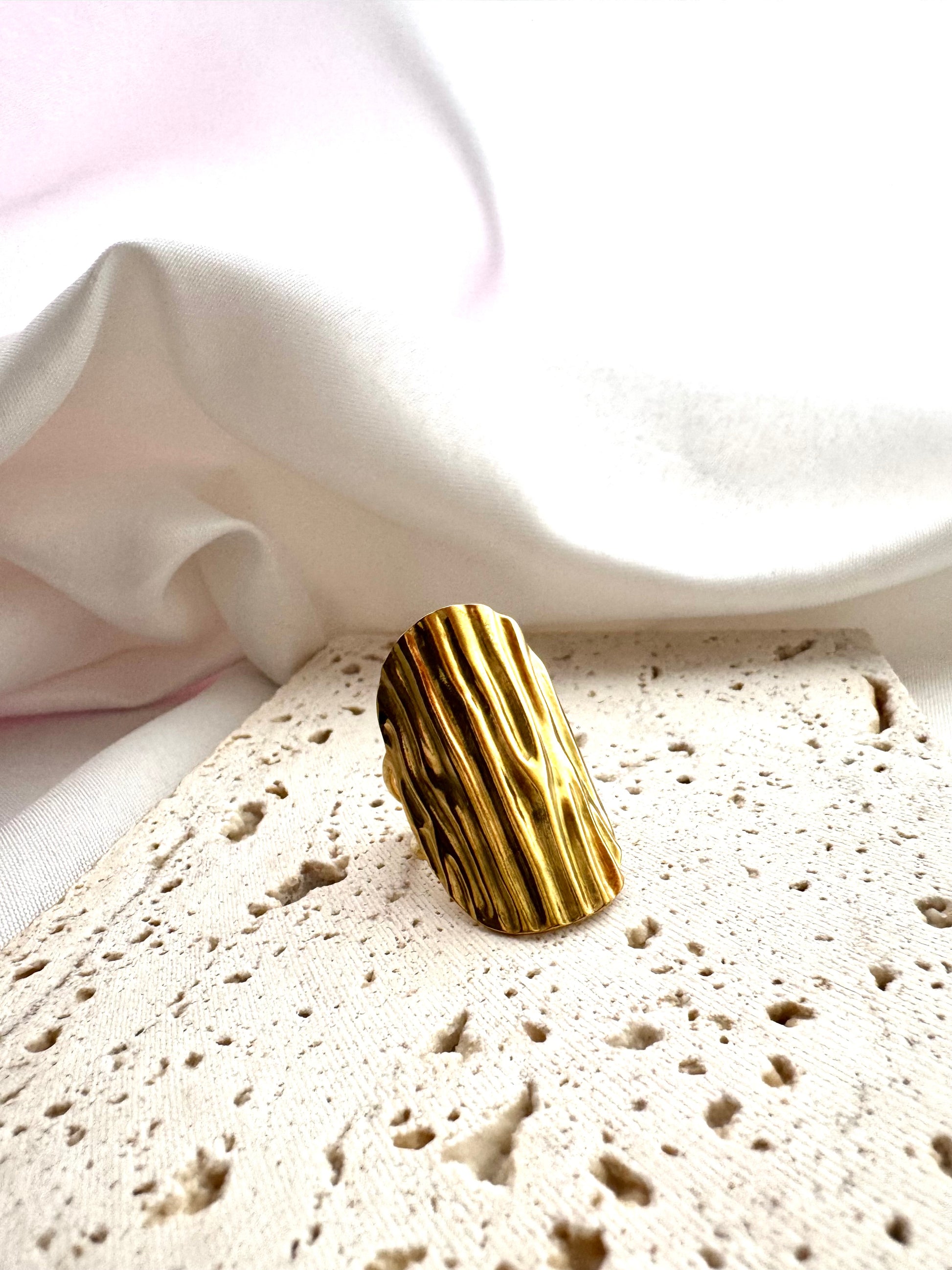 Anello TARA