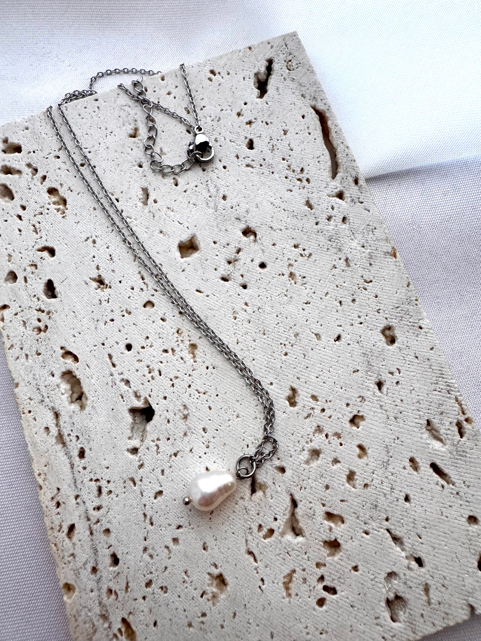 Collana PERLA