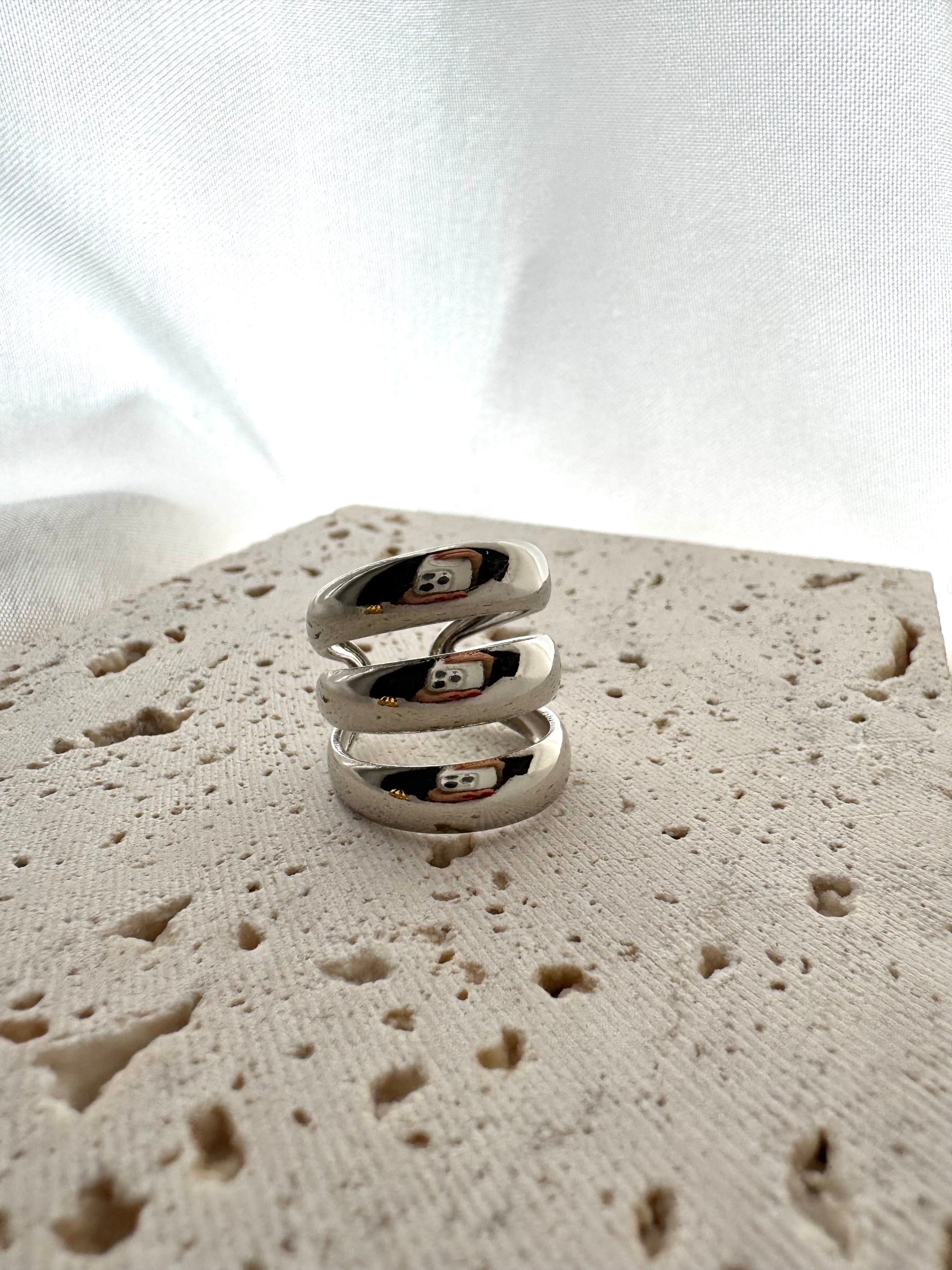 Anello ROBERTA