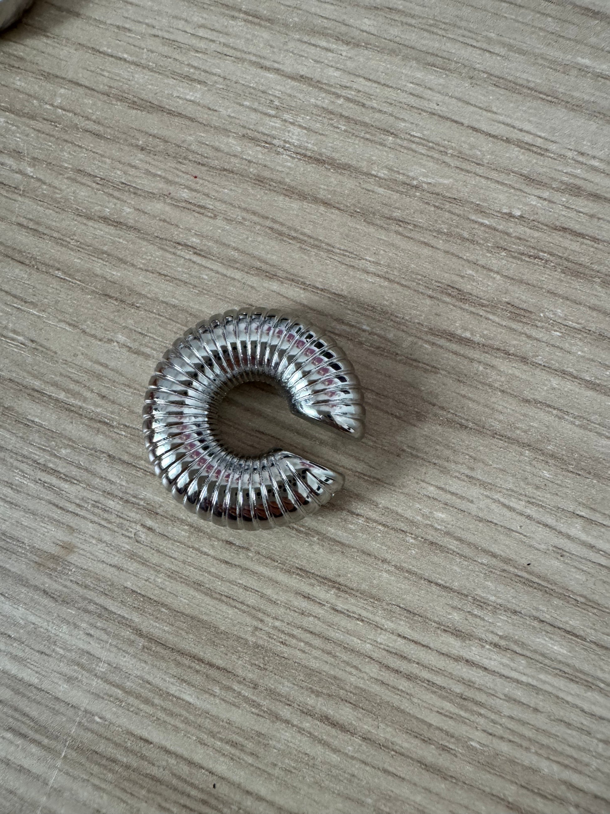 Earcuff /omaggio