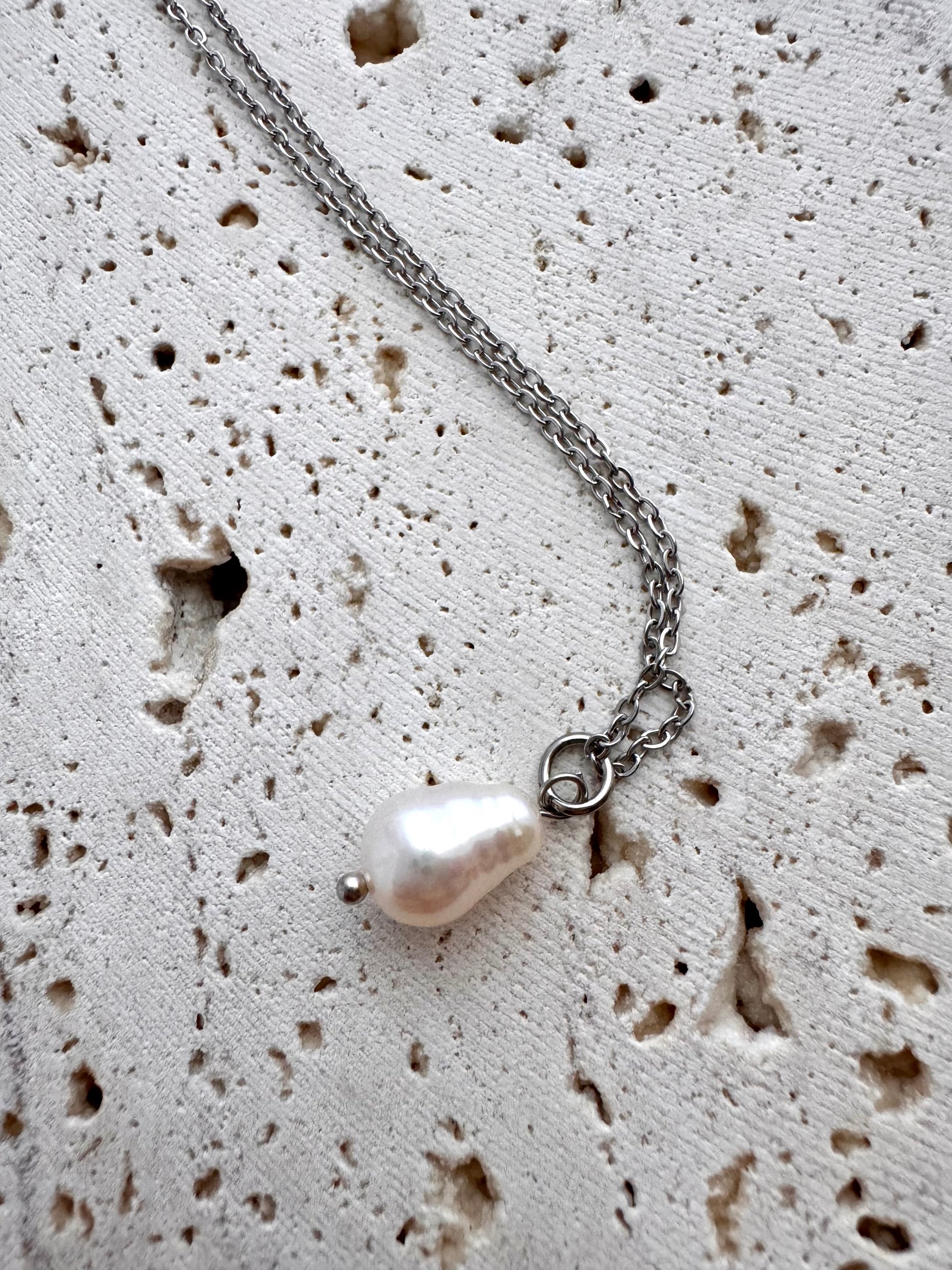 Collana PERLA