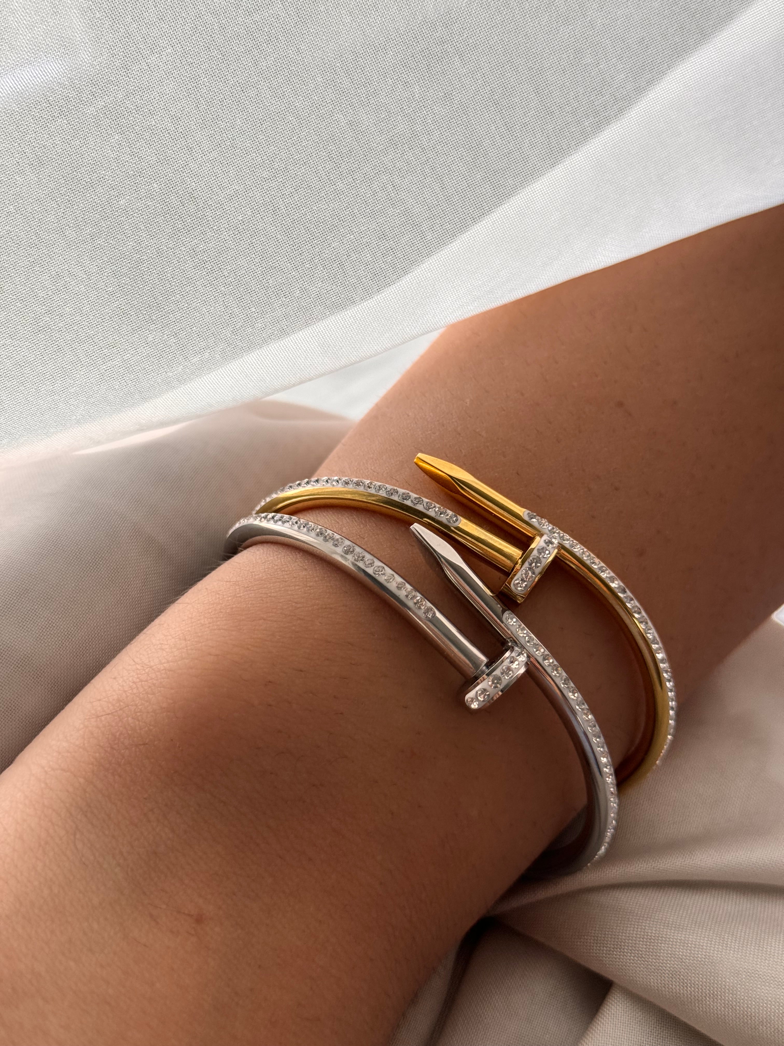 Bracciale chiodo con strass