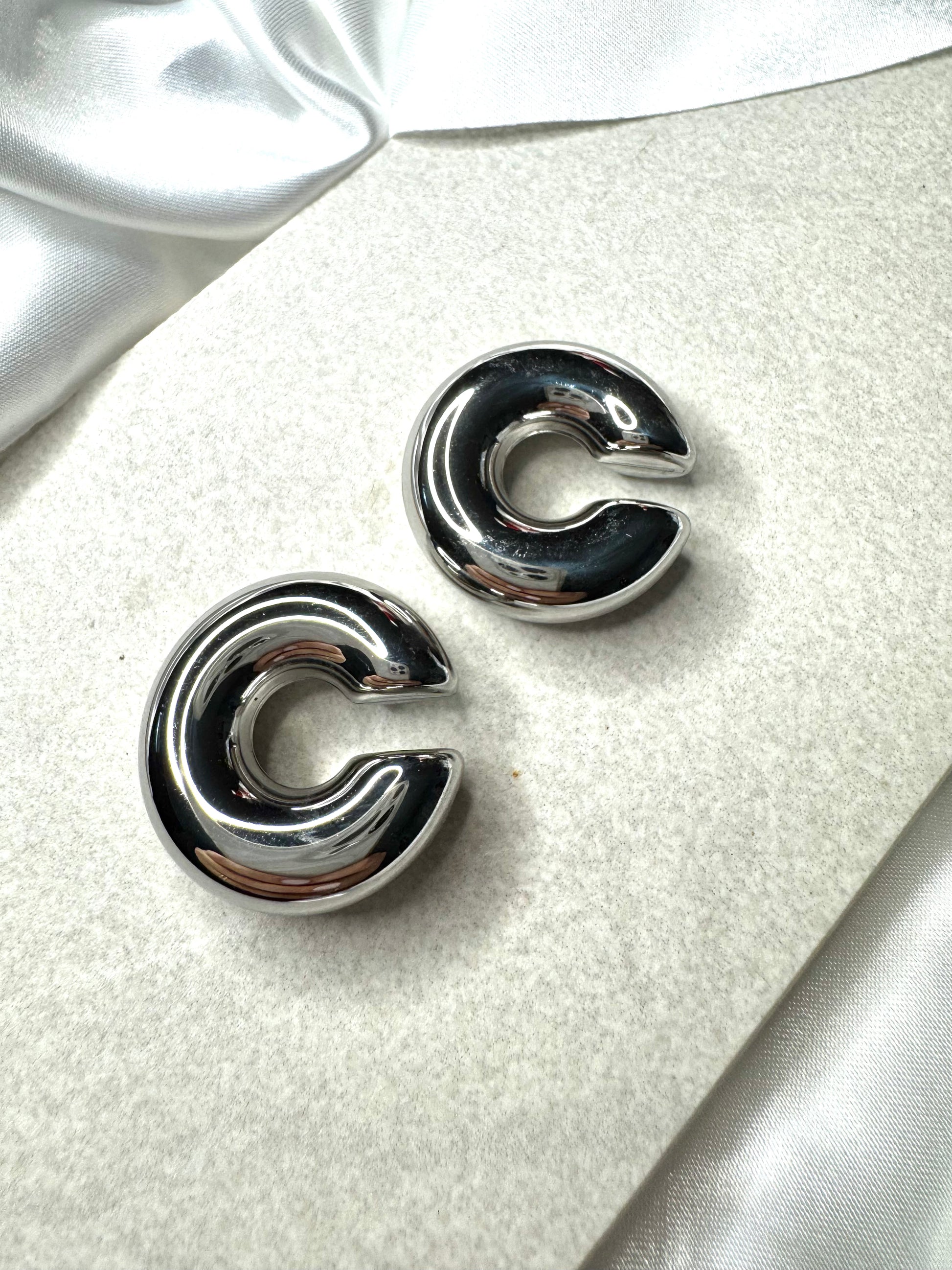 Earcuff
