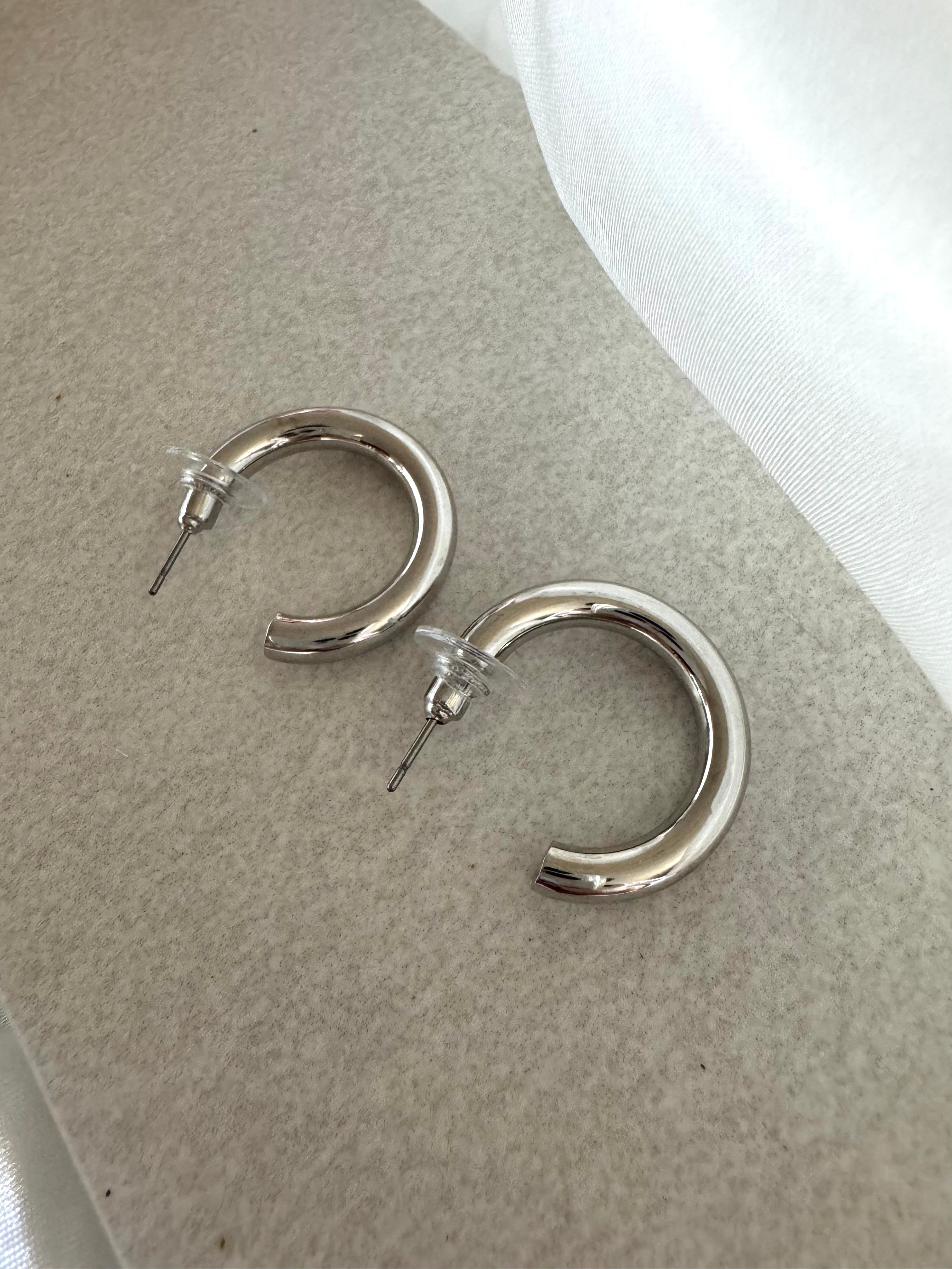 Orecchini TUBE HOOP 20 mm