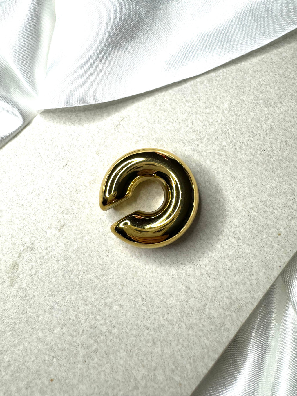 Earcuff